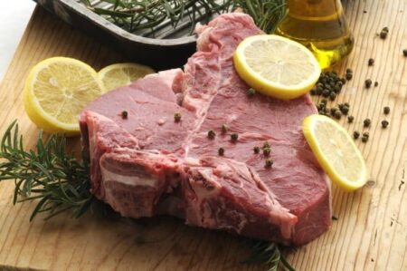 Vitellone Bianco, la Bistecca Campana. Vitellone Bianco, la Bistecca Campana.